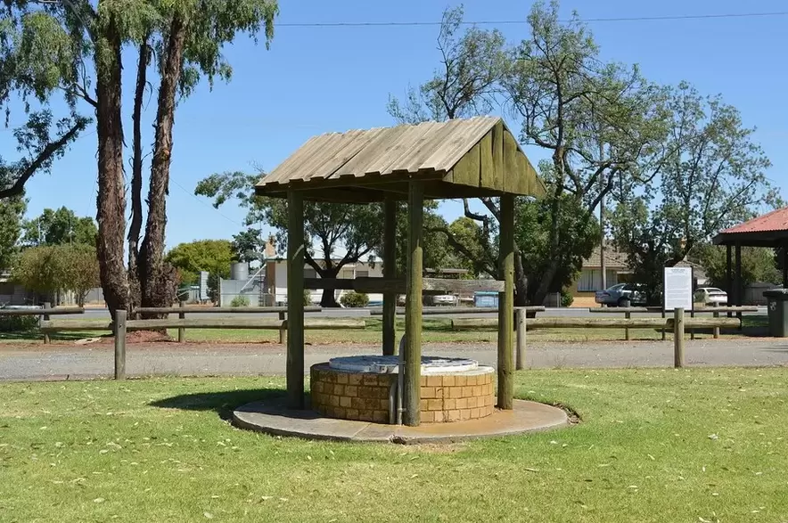 Good luck amulet wishing well